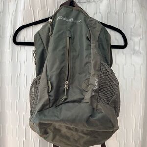 Eddie Bauer 20L Stowaway backpack
